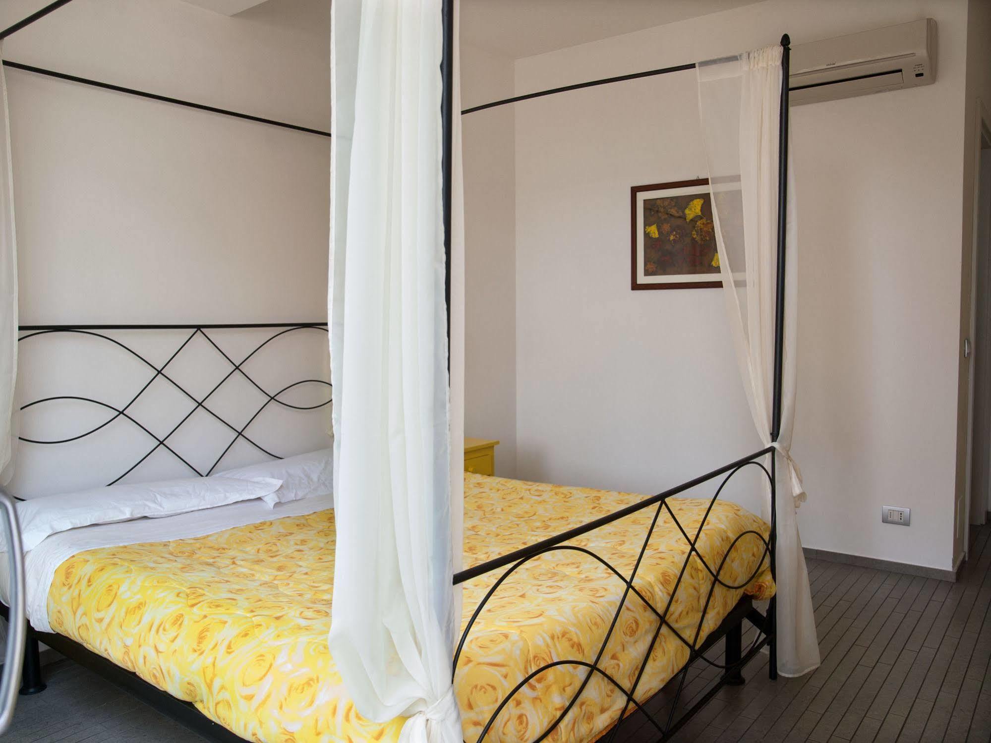 Casa Del Vento Bed & Breakfast Рокалумера Екстериор снимка