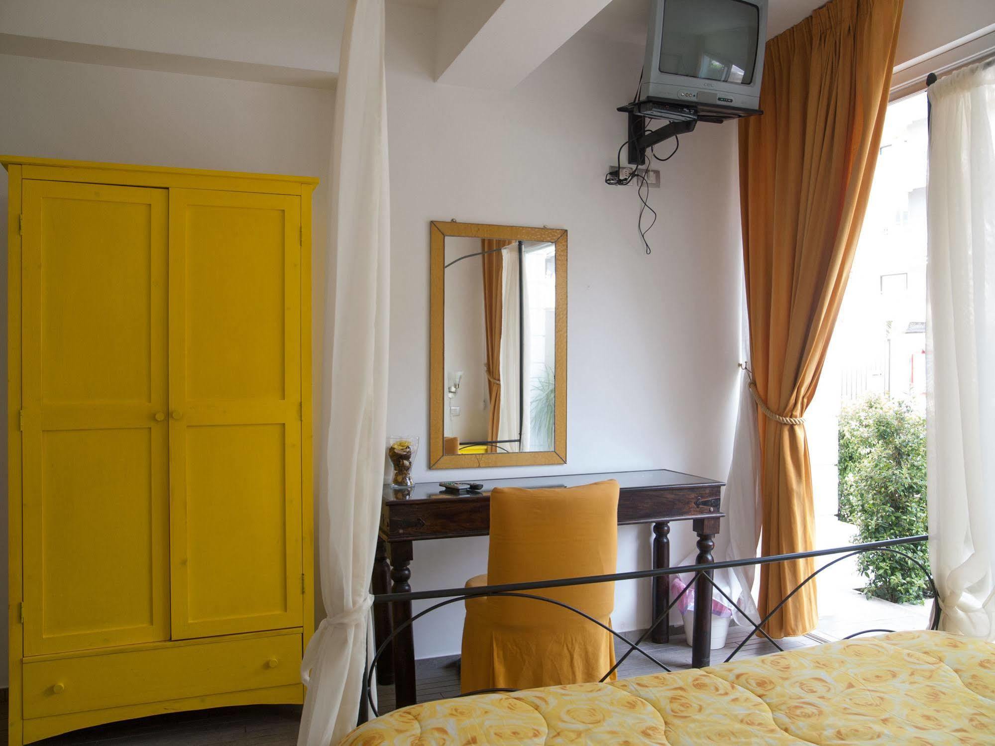 Casa Del Vento Bed & Breakfast Рокалумера Екстериор снимка